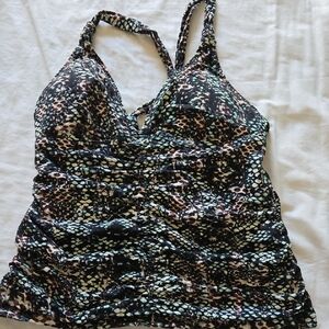 Athleta Black and White Patterned Tankini Top